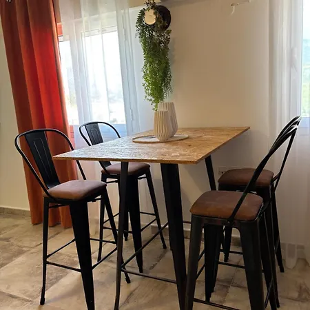 Sofitaki Apartament *